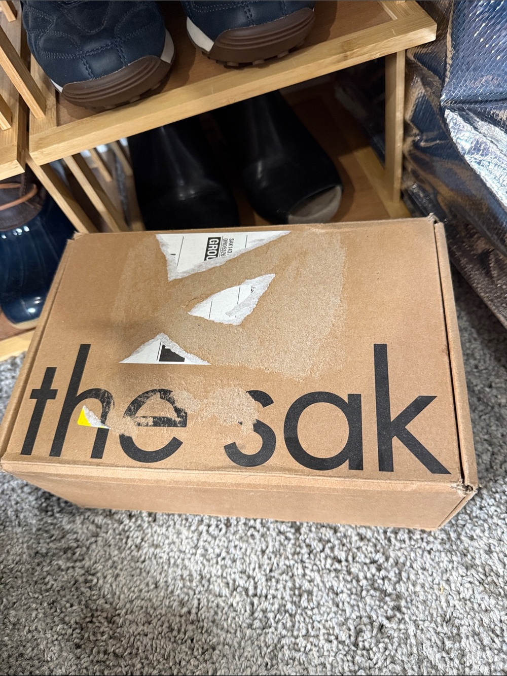 The Sak new in box Black Cream Checkered Bolinas Crochet Slide Sandals Kids 3 - Picture 6 of 7